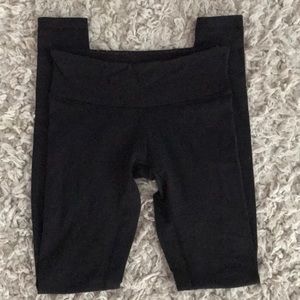 Lululemon black leggings size 4, perfect condition